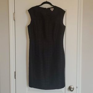 Black Worthington size 12 Sheath dress